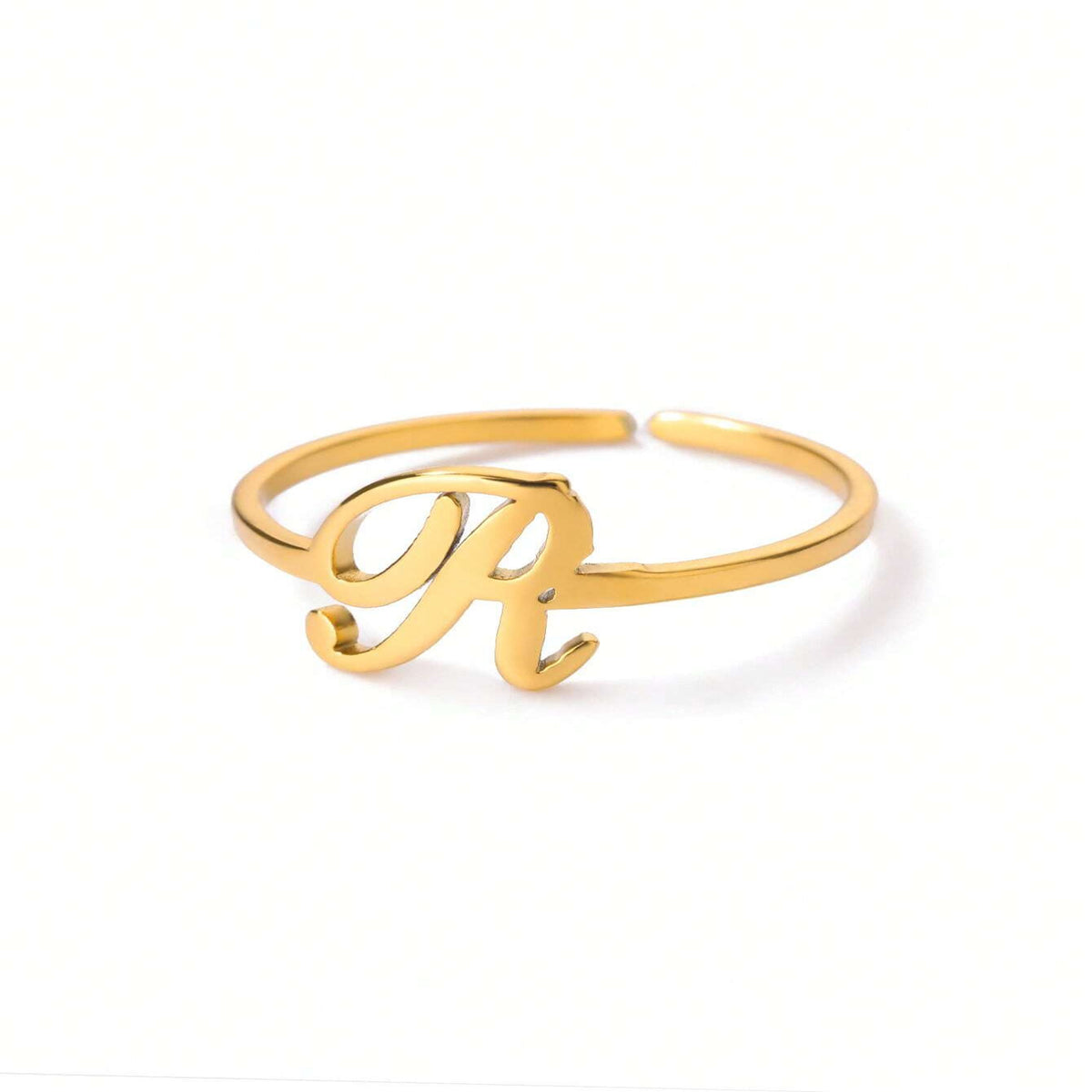 The Lettre Initial Ring — R-Gold