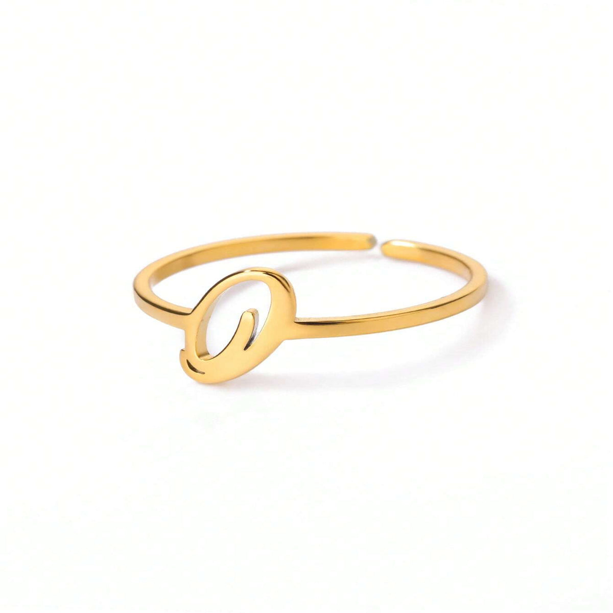 The Lettre Initial Ring — O-Gold
