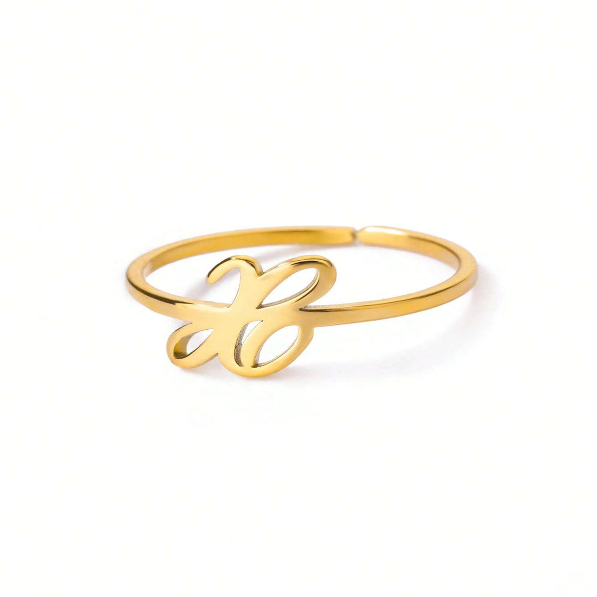 The Lettre Initial Ring — X-Gold