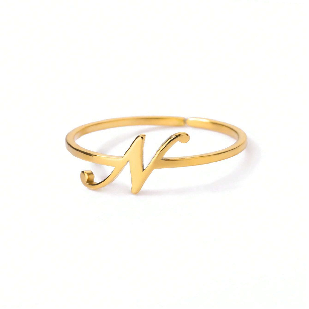 The Lettre Initial Ring — N-Gold