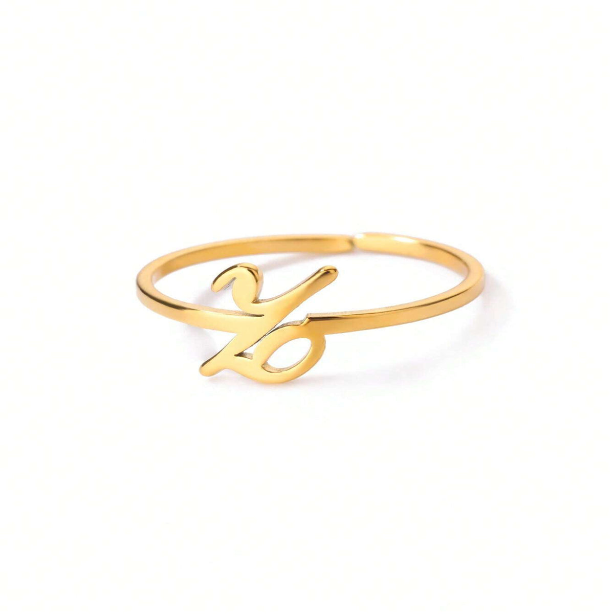 The Lettre Initial Ring — Z-Gold