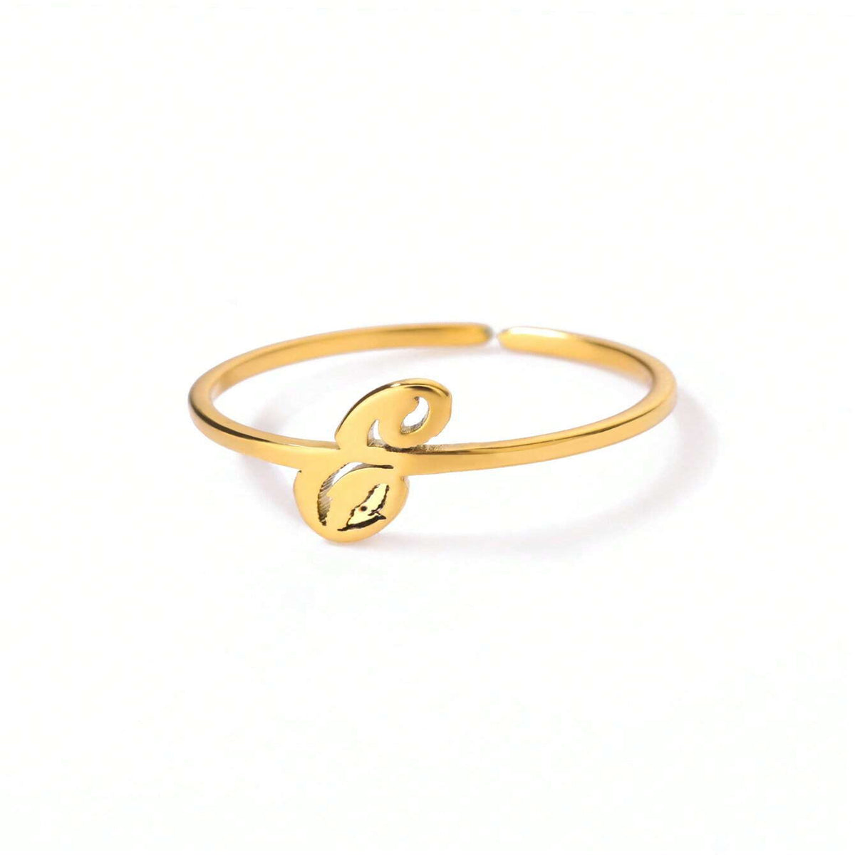 The Lettre Initial Ring — E-Gold